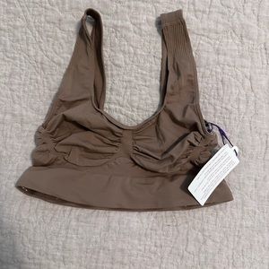 NWT Yitty Nearly Naked Shaping MIDI Bra Size M/L